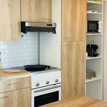 1 Min Port Et - Terrasse, Clim Et Parking - 4pax Apartment *